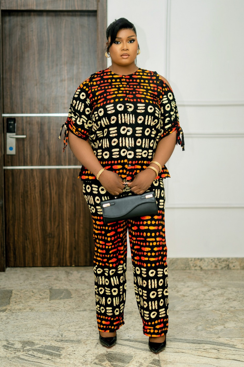 Amira Pants Set. Orange