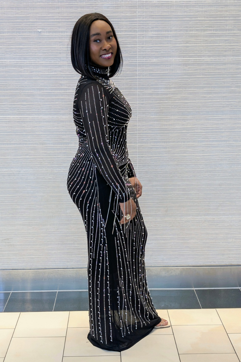 Grace Shimmering Black Dress